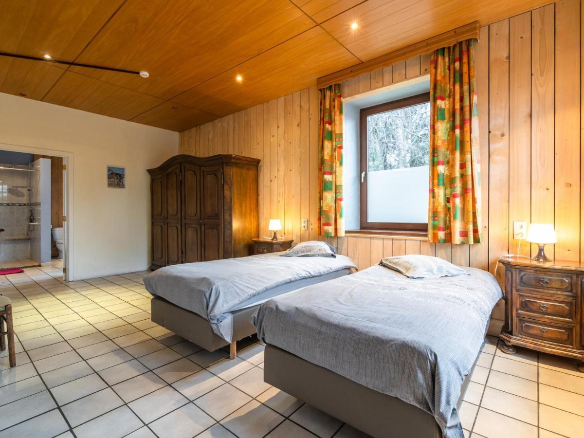 Modern Holiday Home In Sourbrodt With Private Pool Weismes Exterior foto